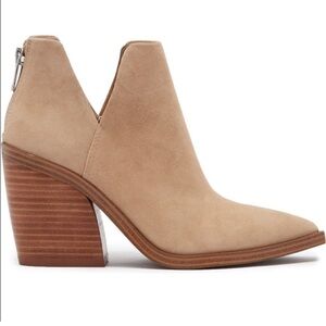 Vince Camuto Gigietta Bootie (W7)